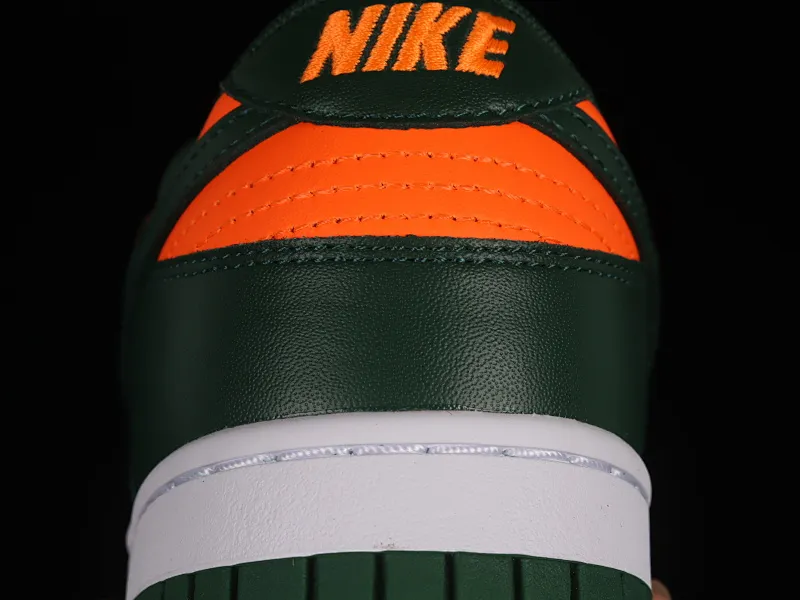 All Categories Nk SB Dunk Series Nk SB Dunk Low Low-top sneakers Nk SB Dunk Low "Miami Hurricanes" Orange-green SB low-top casual sneakers DD1391-300
